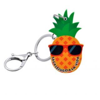 Llavero pi&ntilde;a con gafas de sol 