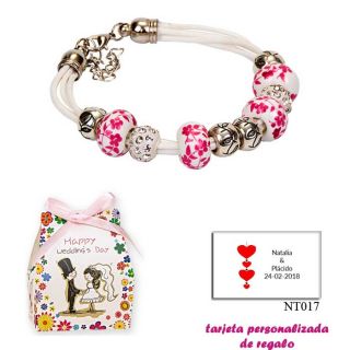 Pulsera de cuerdas con abalorios en fucsia, plata y brillantes