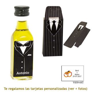 Botellita de Aceite de Oliva con etiqueta de novio y una original caja a juego