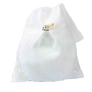 Elegante limosnera blanca para novia