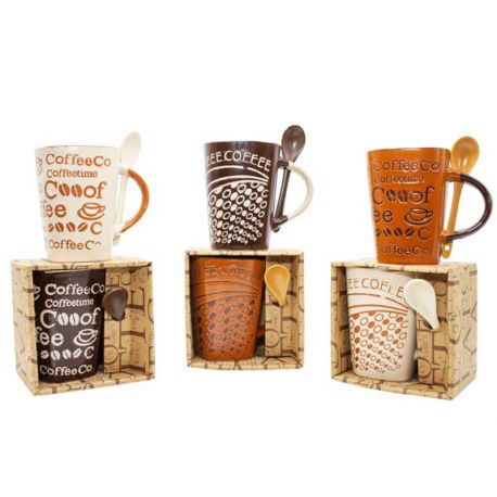 Taza de cerámica café con cuchara 