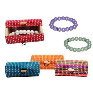 Pulsera de perlas blancas / colores con brillantes y caja de madera
