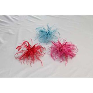 Tocado Plumas Varias: Avestruz, Cuello de Gallo y Cola de Raton