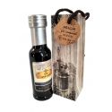 Botellita de Vino de licor dulce y bolsita bodegón