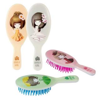 Cepillo “lovely girl” en colores surtidos.