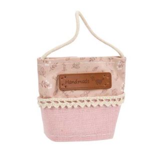 Bolsita para regalos rosa de tela hecha a mano