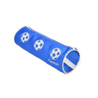 Estuche azule con balones de futból, con cremallera y asa