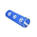 Estuche azule con balones de futból, con cremallera y asa