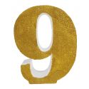 Numero "9" en corcho oro, para decorar espacios en tu boda