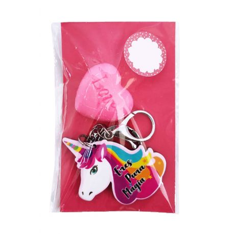 Llavero de unicornio y jabón con pegatina