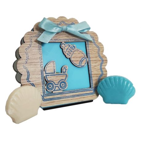 Caja azul de madera de bebe con 2 jabones
