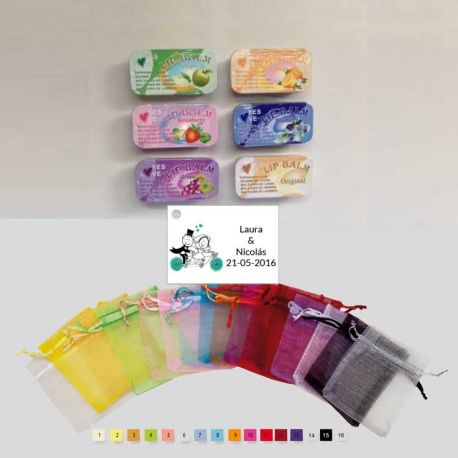 Bálsamo de labios en bolsa de organza con tarjeta personalizada