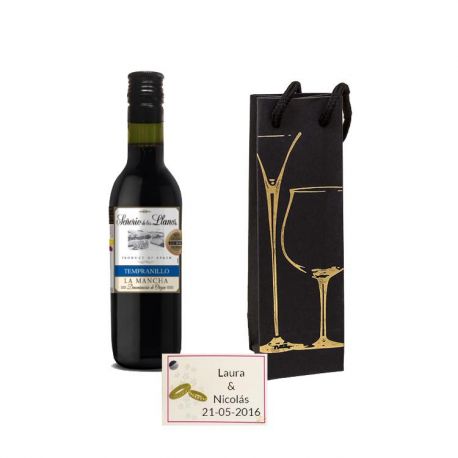 Vino con caja y tarjeta personalizada