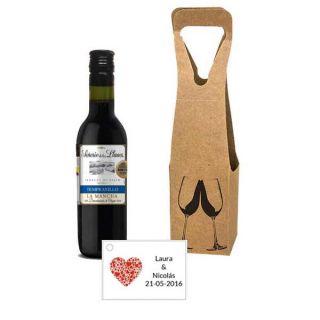 Vino con caja y tarjeta personalizada