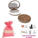 Espejo Galleta Oreo con peine blanco y con bolsa de lunares de color rosa, y tarjeta personalizada
