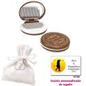 Espejo Galleta Oreo con peine blanco y con bolsita blanca elegante con alianzas bordadas, y tarjeta personalizada