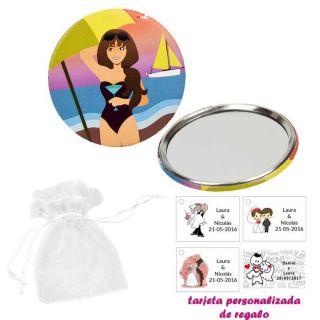 Espejo de Chapa con chica en la Playa, con bolsa blanca de organza, y tarjeta personalizada