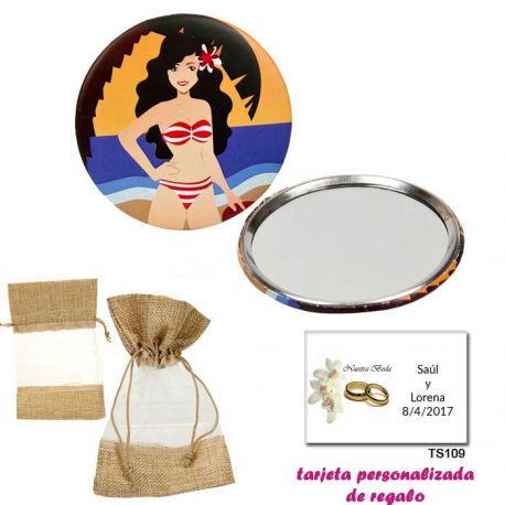 Espejo de Chapa con chica en la Playa, con bolsa de saco marrón y tull, y tarjeta personalizada
