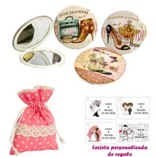 Espejos vintage con zapatos de tacón y bonitos dibujos, con bolsa de lunares de color rosa, y tarjeta personalizada