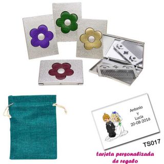 Espejo plateado con una flor grande, y con un peine en el interior, con bolsa de saco azul y tarjeta personalizada