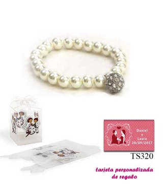 Pulsera de perlas blancas con una bola de brillantes
