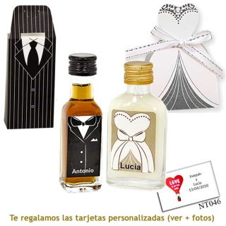 Licor de crema para ella y licor de café para él, con cajas de novio y novia a juego