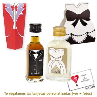 Licor de crema para ella y licor de café para él, con cajas de novio y novia a juego