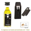 Botellita de Aceite de Oliva con etiqueta de novio y una original caja a juego