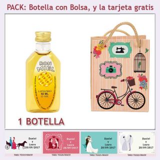 Botellita de Ron Miel con bolsa “fashion con bicicleta” y tarjeta